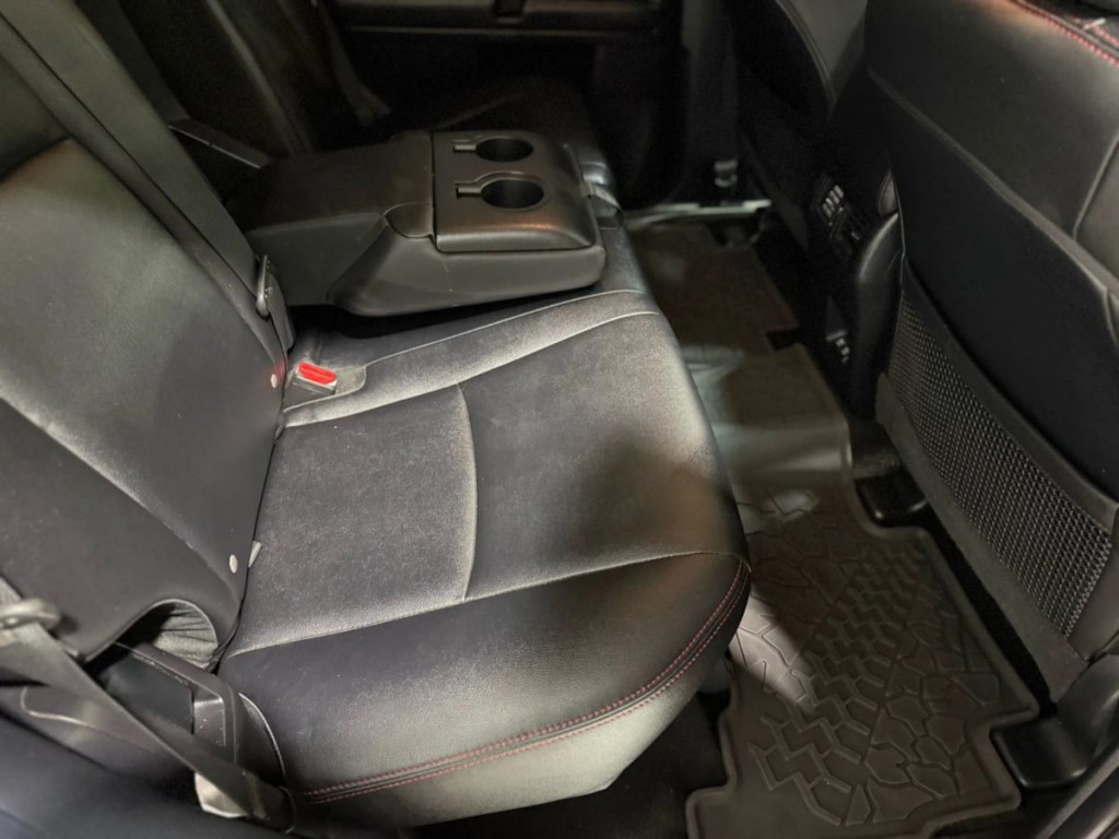 2020 Toyota 4Runner Image 35