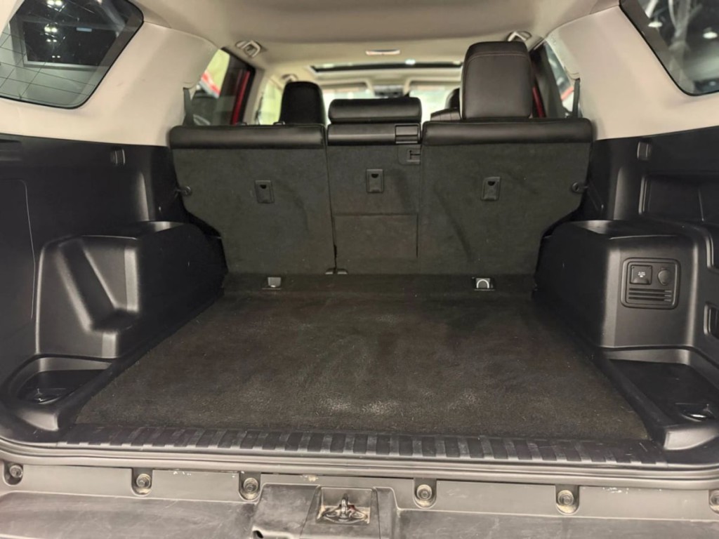 2020 Toyota 4Runner Image 36