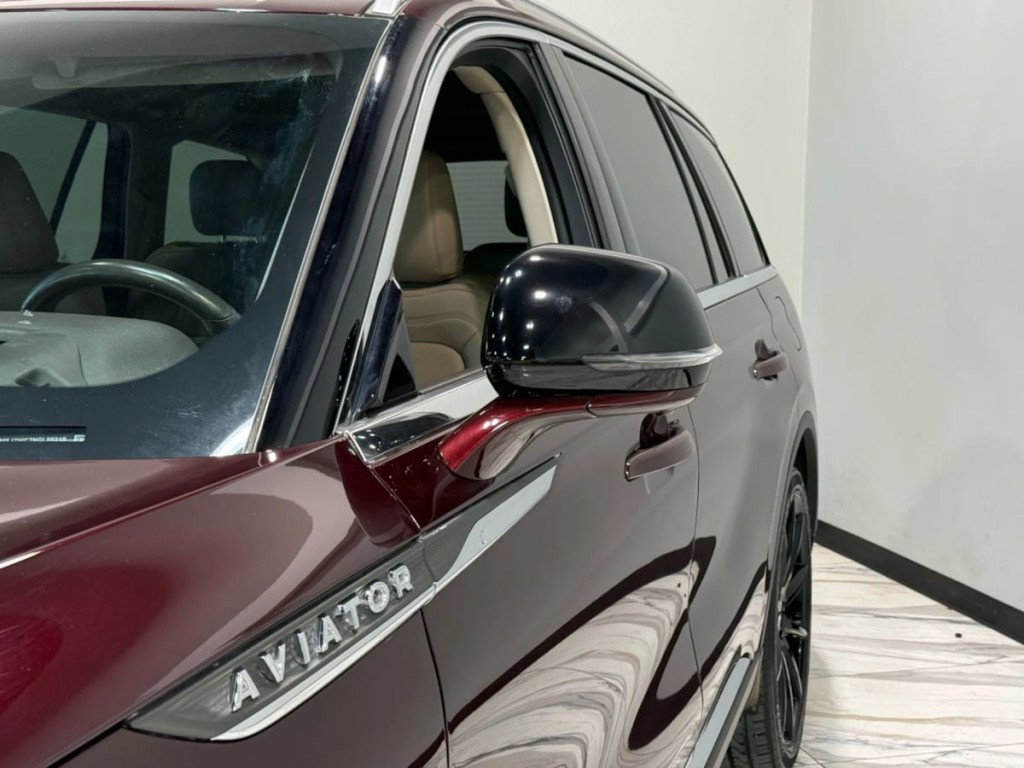 2022 Lincoln Aviator Image 10