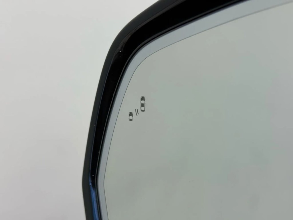 2022 Lincoln Aviator Image 11