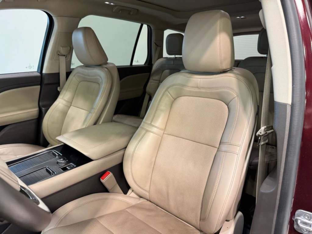 2022 Lincoln Aviator Image 23