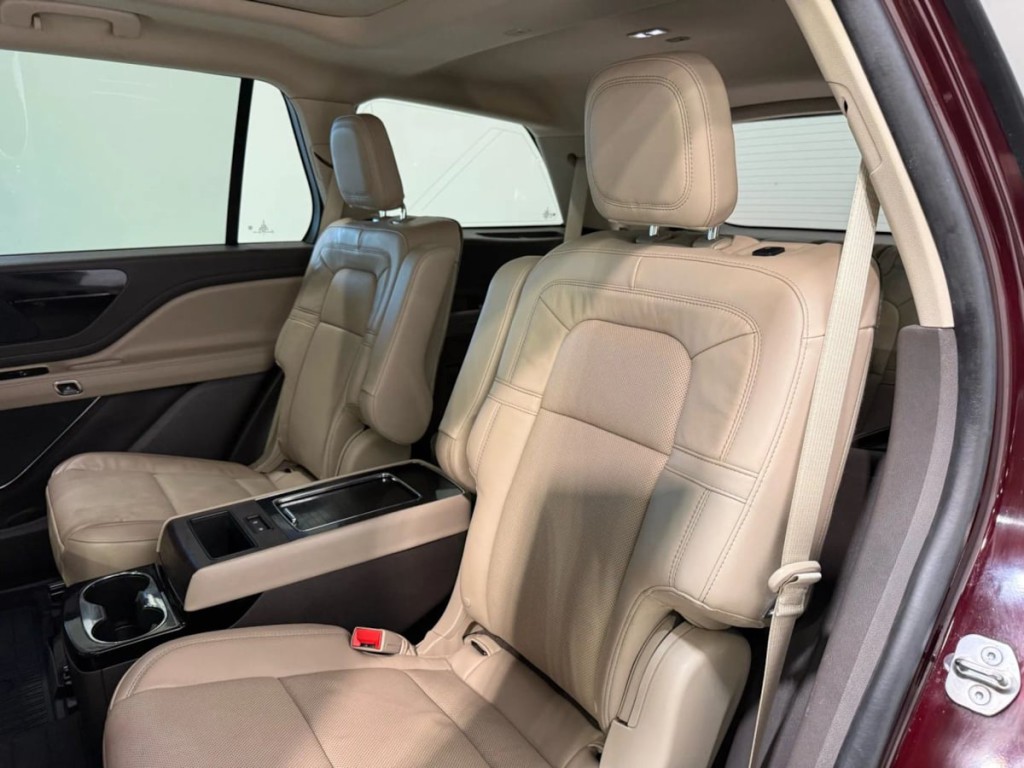 2022 Lincoln Aviator Image 25