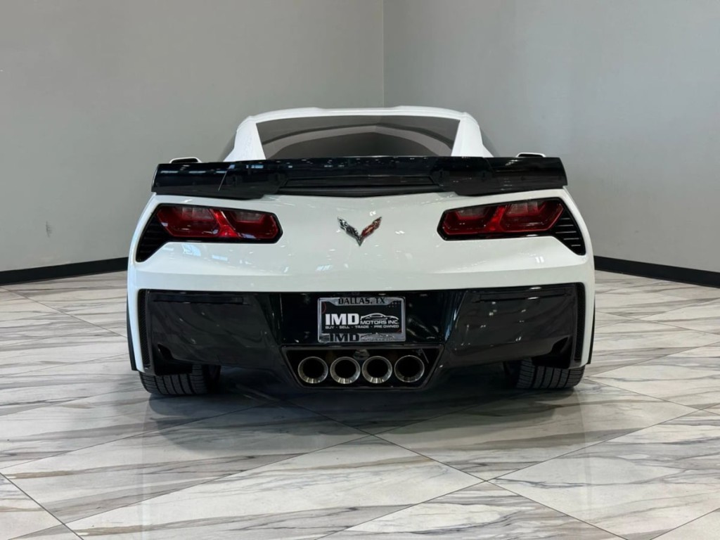 2016 Chevrolet Corvette Image 7