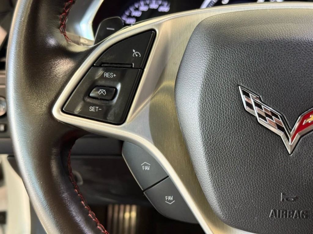 2016 Chevrolet Corvette Image 21