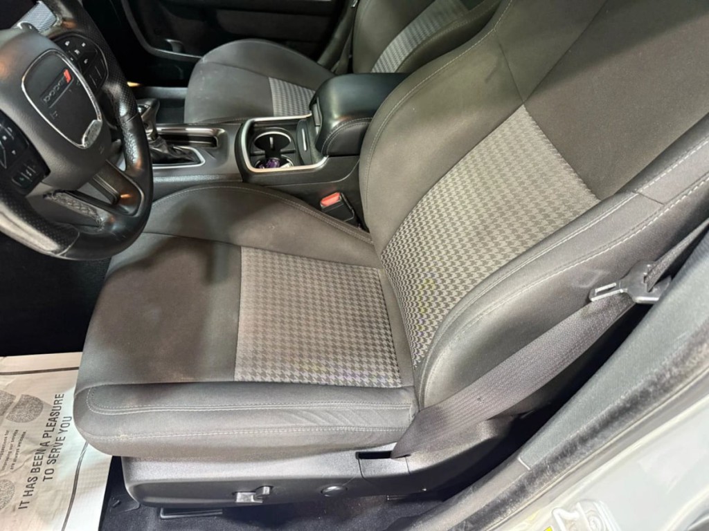 2022 Dodge Charger Image 24