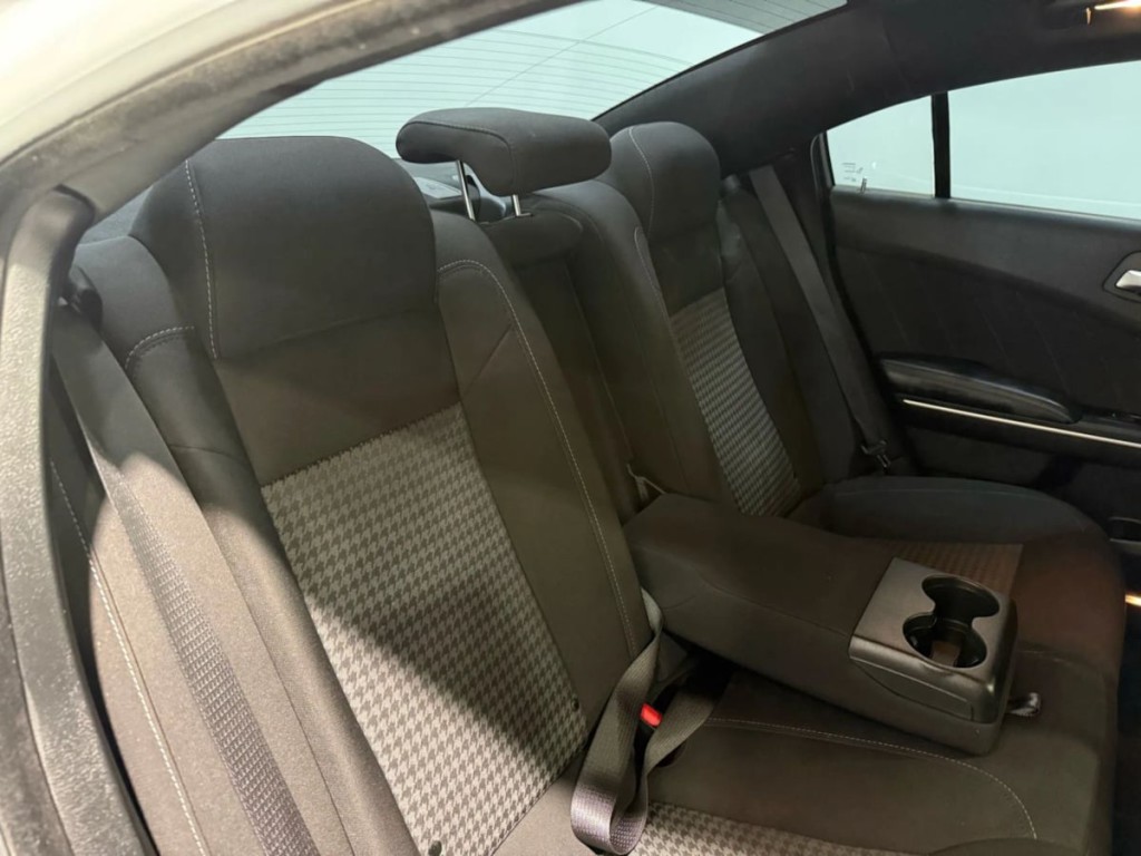 2022 Dodge Charger Image 30