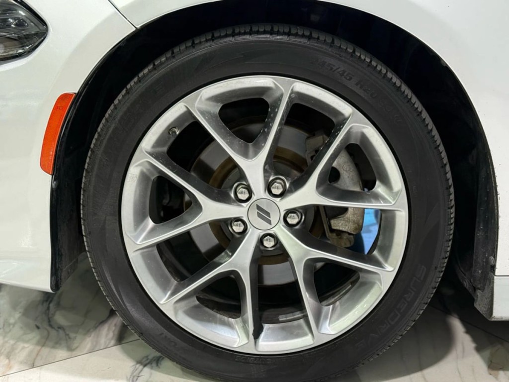 2022 Dodge Charger Image 32