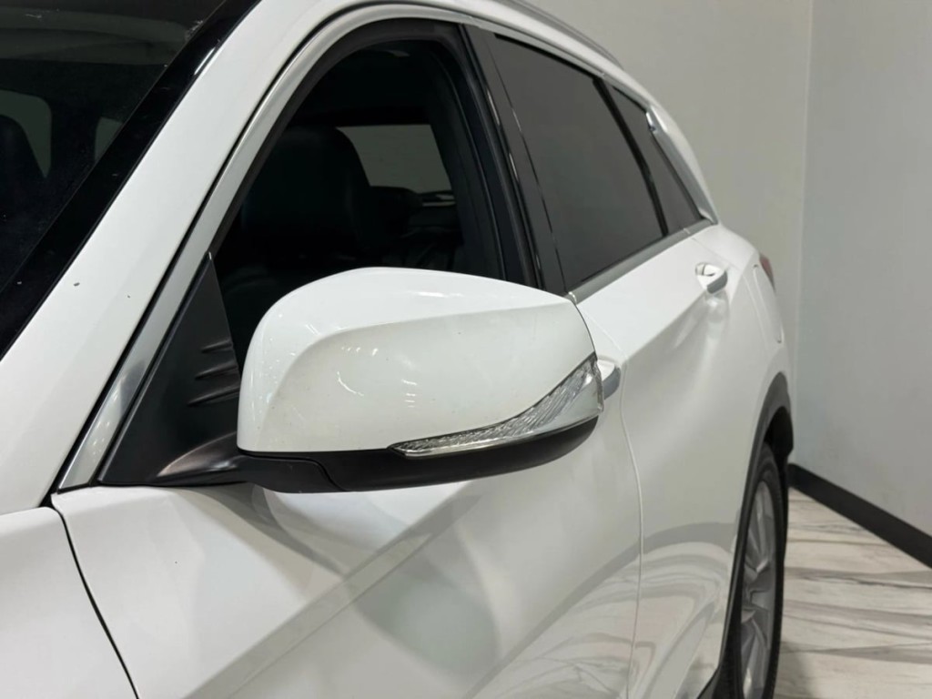 2021 INFINITI QX50 Image 10