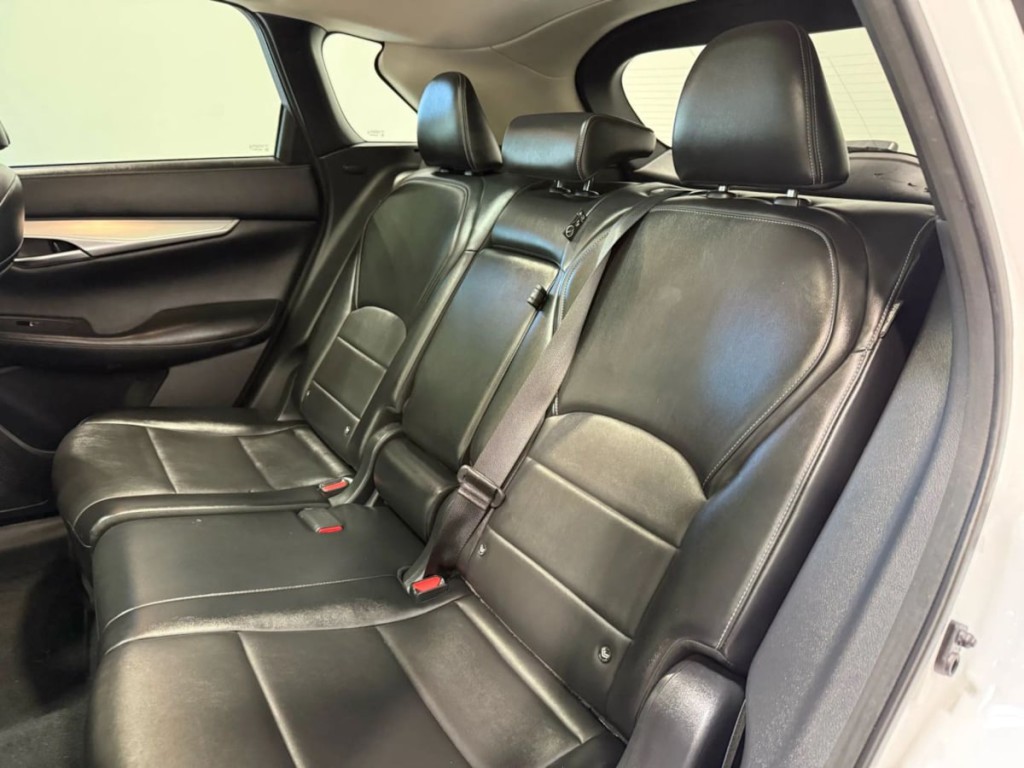 2021 INFINITI QX50 Image 25