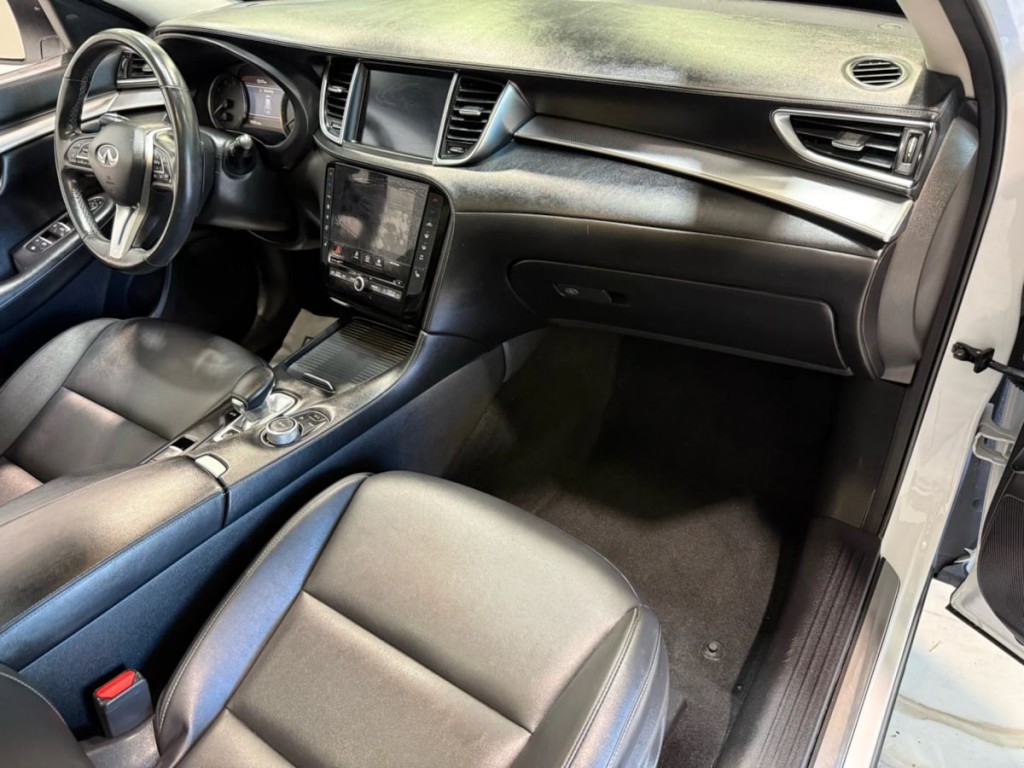 2021 INFINITI QX50 Image 27