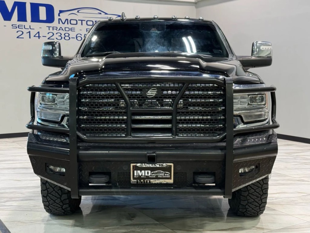 2024 RAM 3500 Image 3