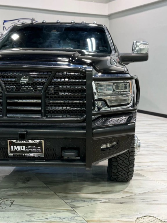 2024 RAM 3500 Image 4