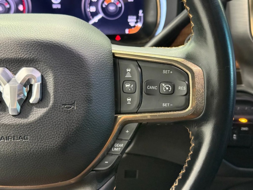 2024 RAM 3500 Image 16