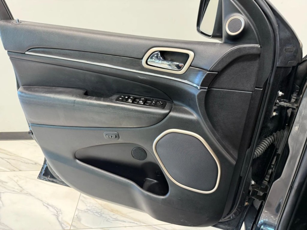 2014 Jeep Grand Cherokee Image 11