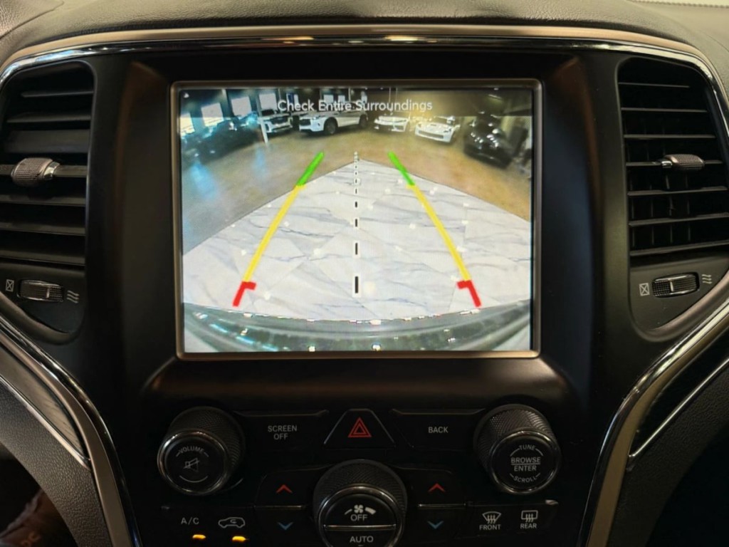 2014 Jeep Grand Cherokee Image 19