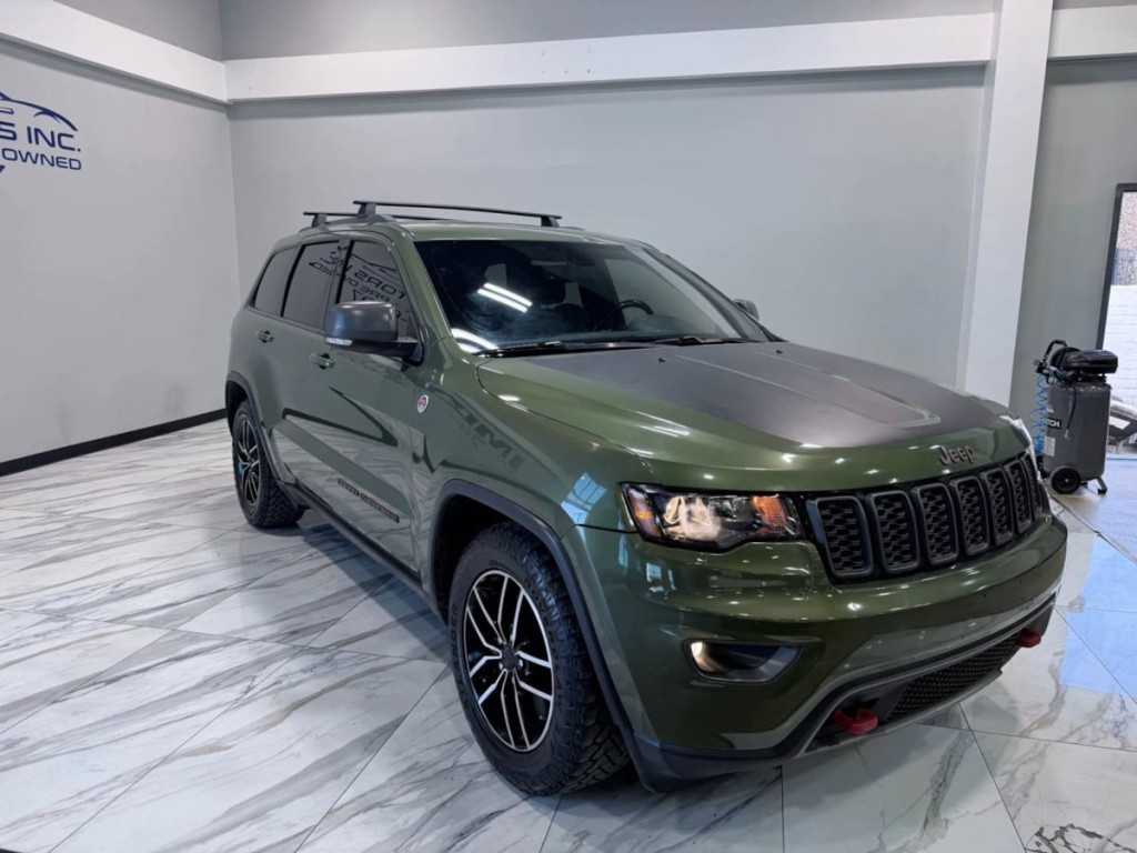 2020 Jeep Grand Cherokee Image 3