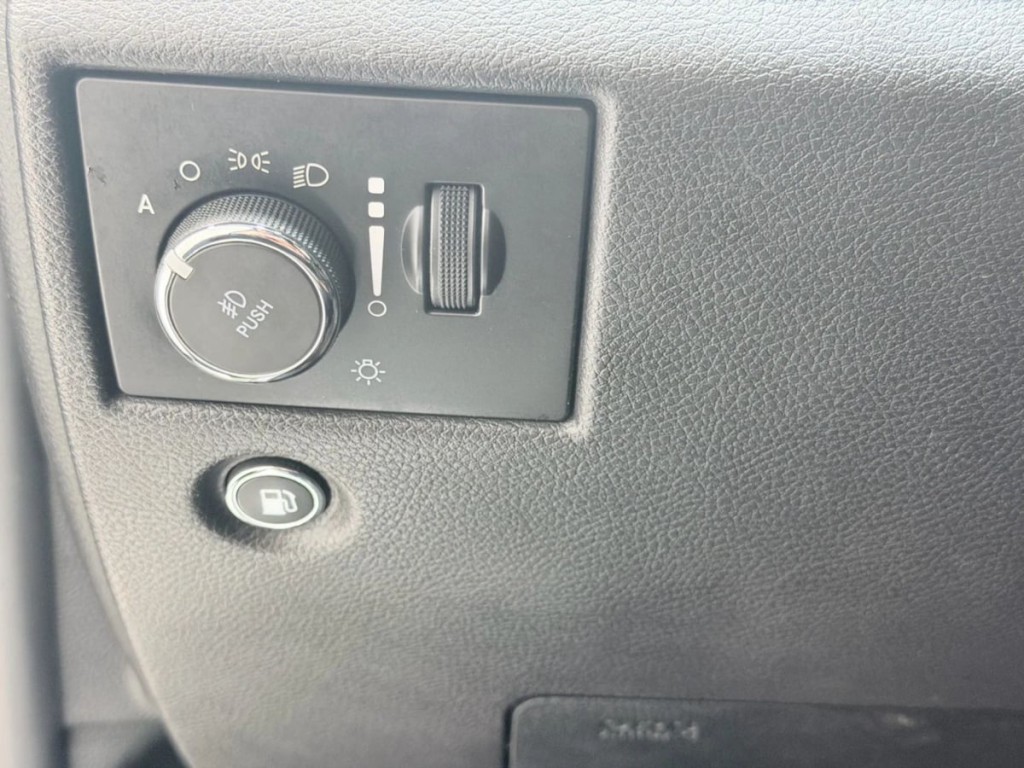 2020 Jeep Grand Cherokee Image 12