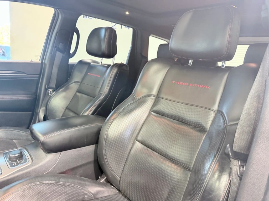 2020 Jeep Grand Cherokee Image 25