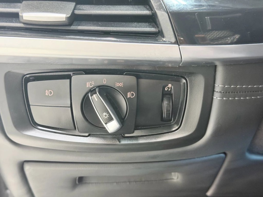 2017 BMW X5 Image 14