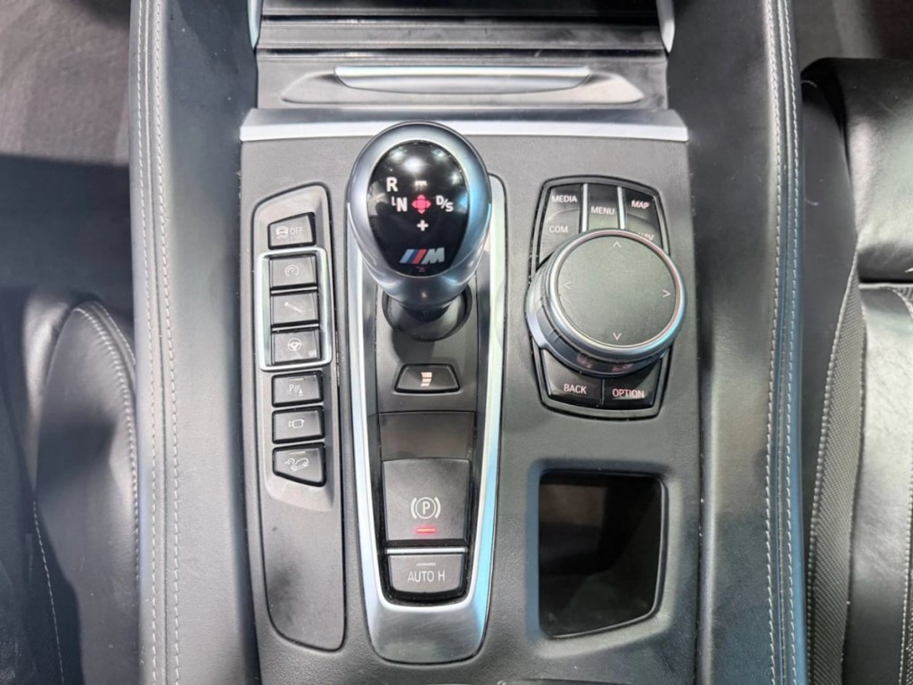 2017 BMW X5 Image 22