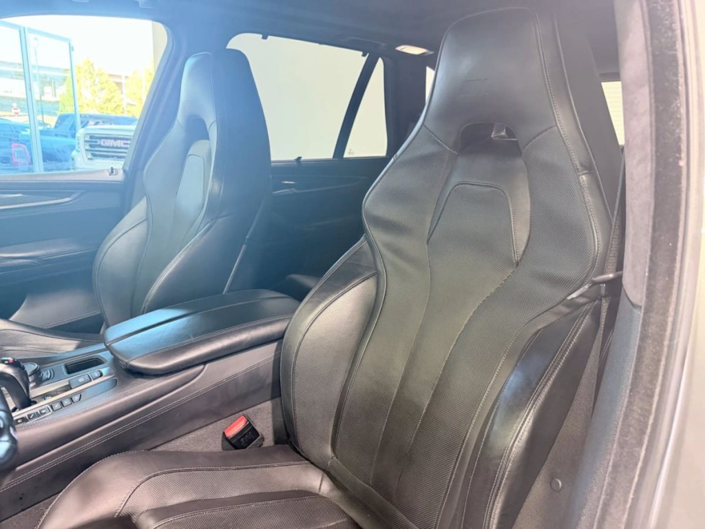 2017 BMW X5 Image 27