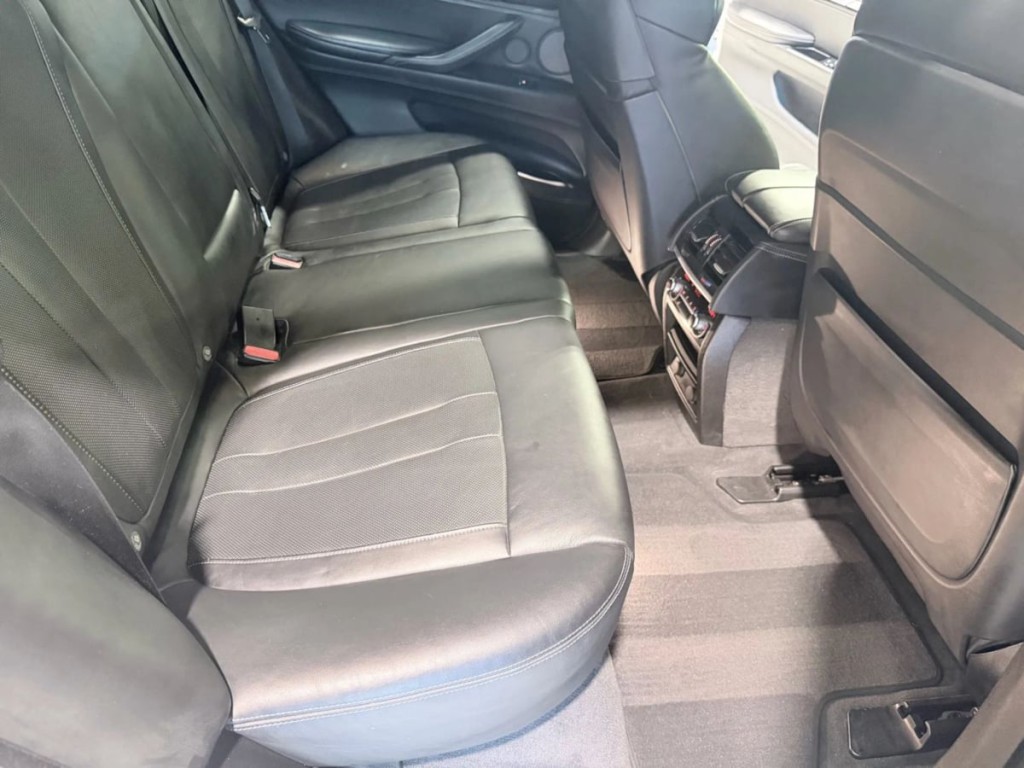 2017 BMW X5 Image 35