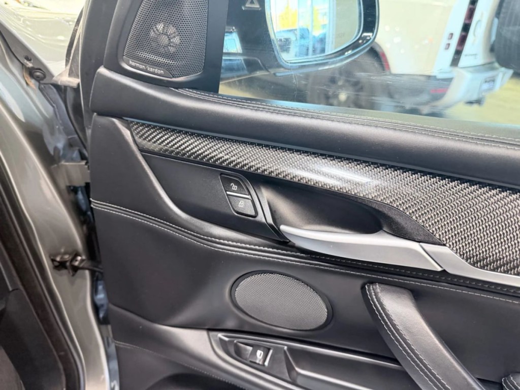 2017 BMW X5 Image 43