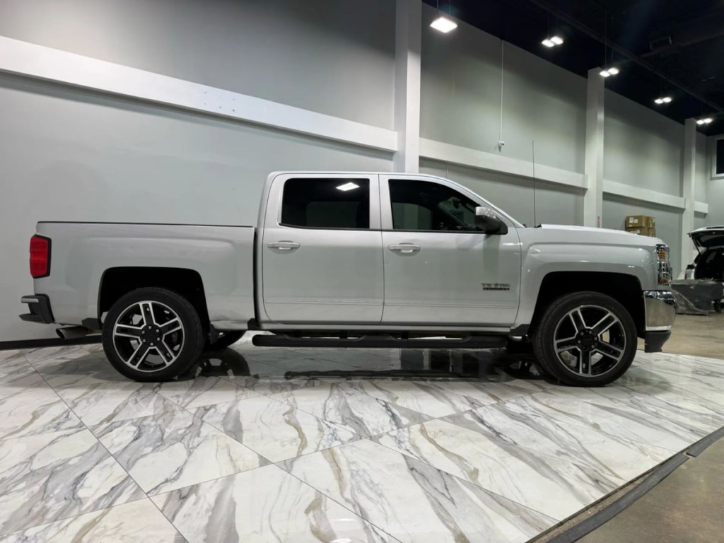 2016 Chevrolet Silverado 1500 Image 3