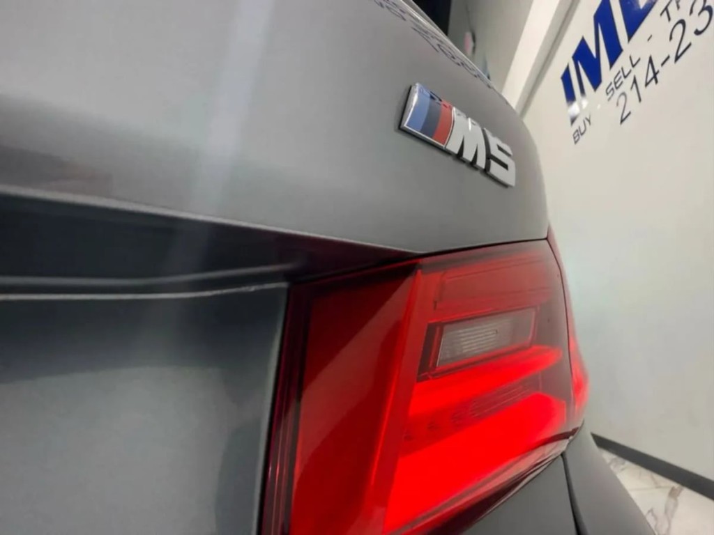 2019 BMW M5 Image 17