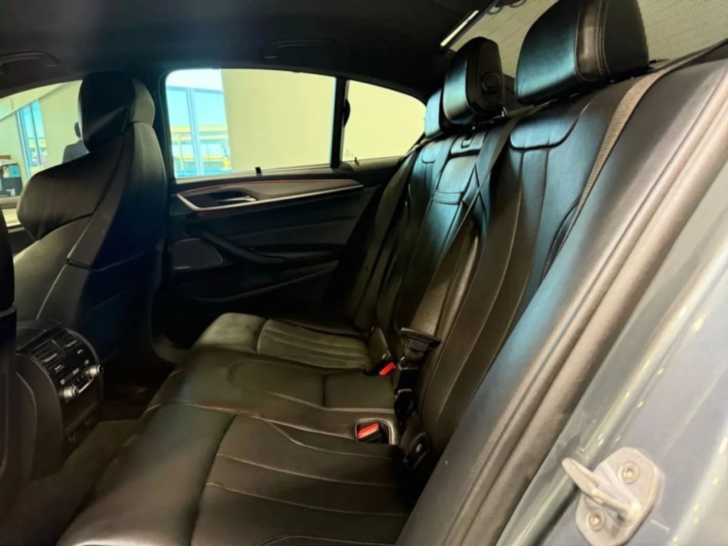 2019 BMW M5 Image 32