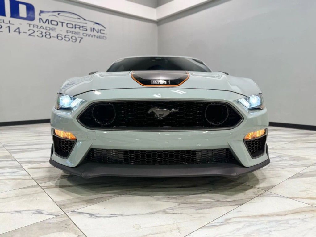 2021 Ford Mustang Image 3