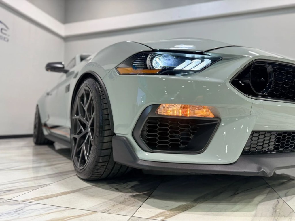 2021 Ford Mustang Image 11