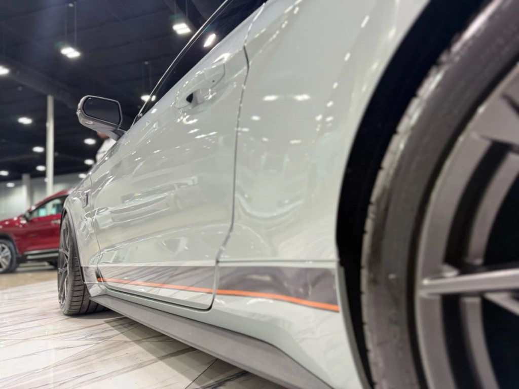 2021 Ford Mustang Image 17