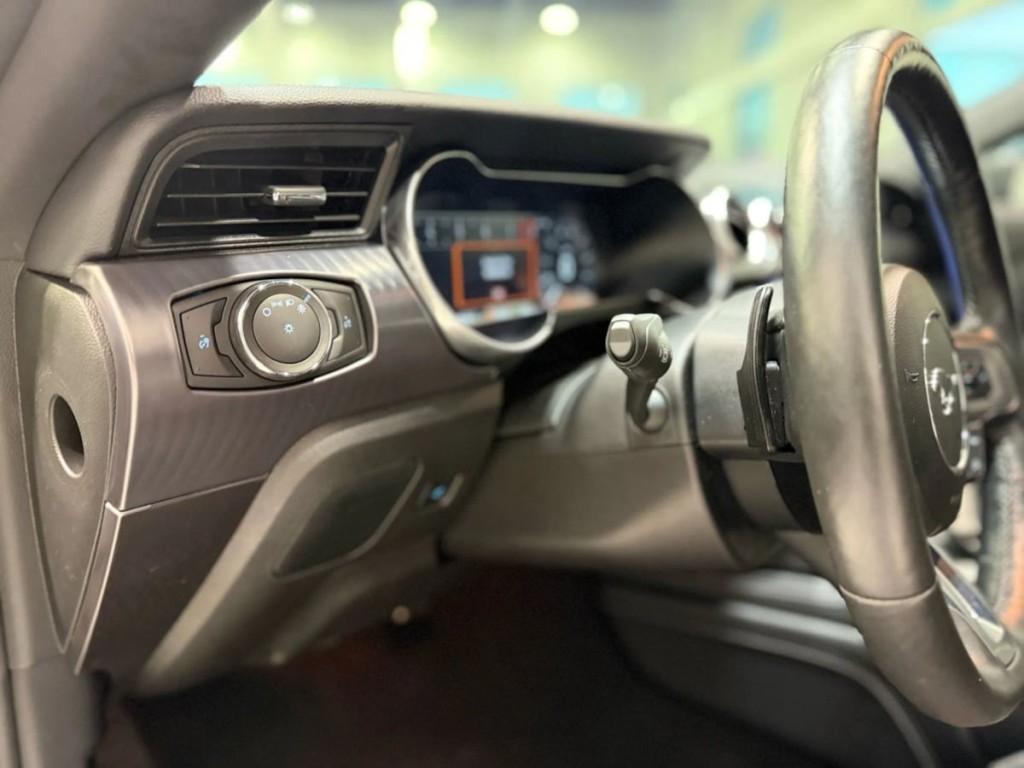 2021 Ford Mustang Image 26