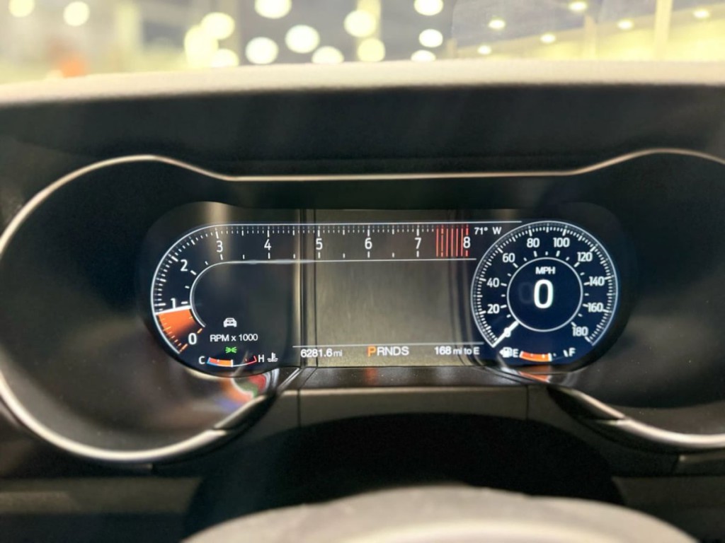 2021 Ford Mustang Image 27