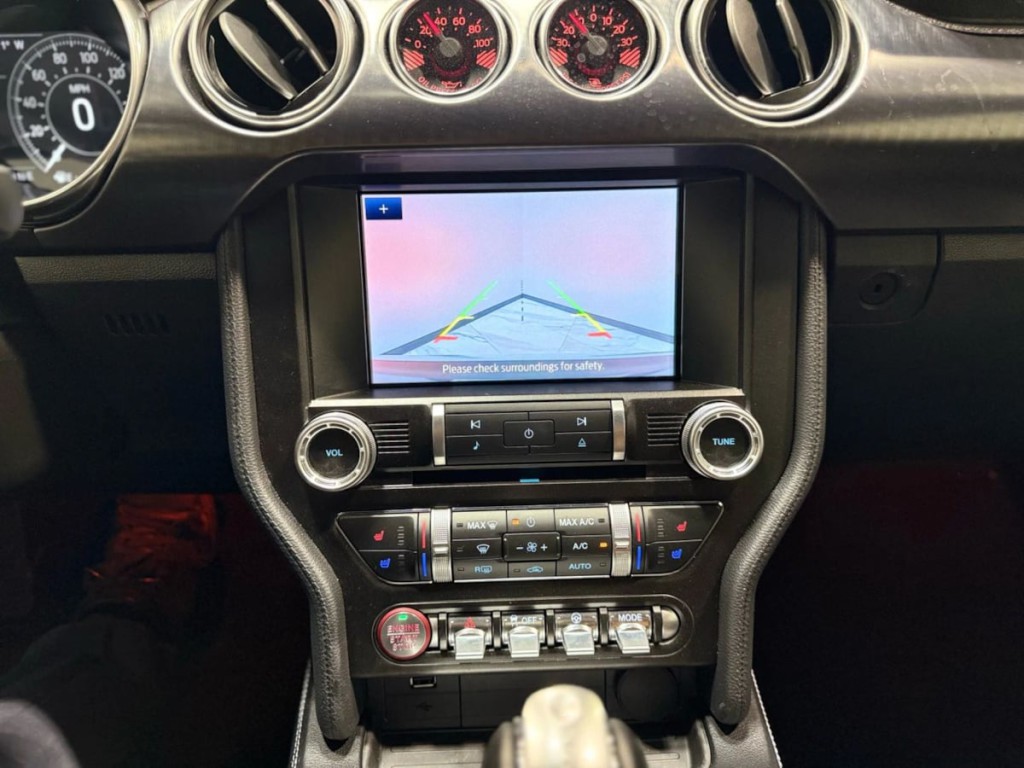 2021 Ford Mustang Image 34