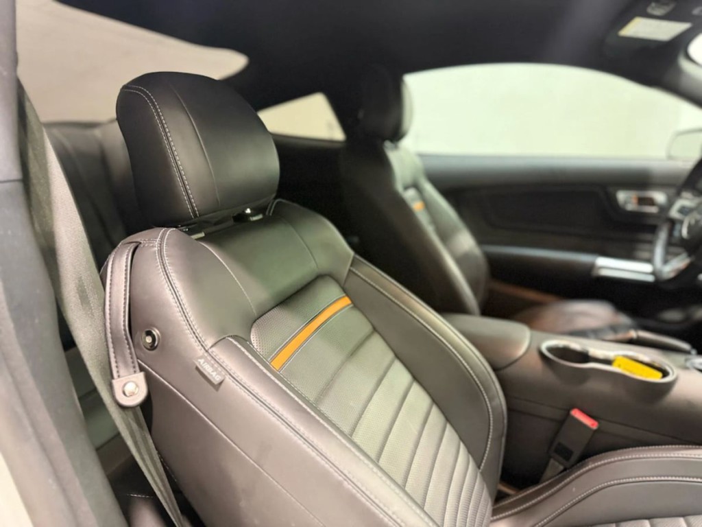 2021 Ford Mustang Image 47