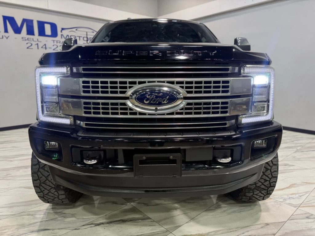 2017 Ford F-250 Image 2