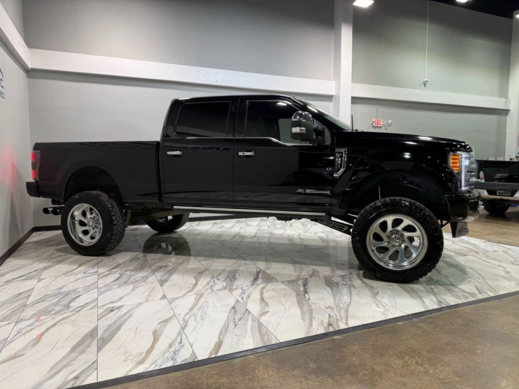 2017 Ford F-250 Image 5