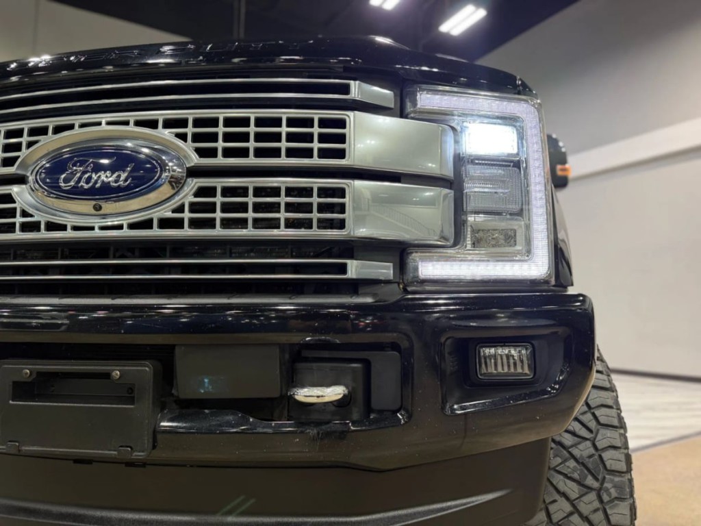 2017 Ford F-250 Image 12