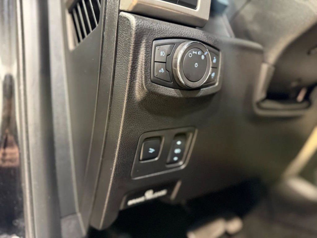 2017 Ford F-250 Image 25