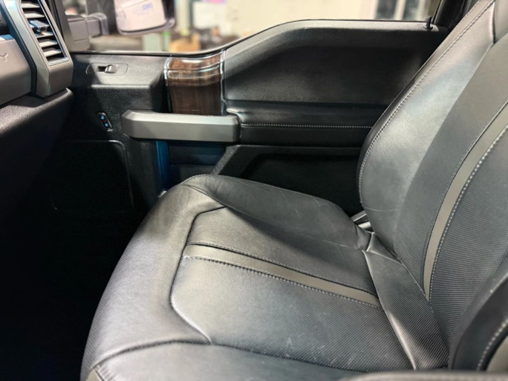 2017 Ford F-250 Image 37