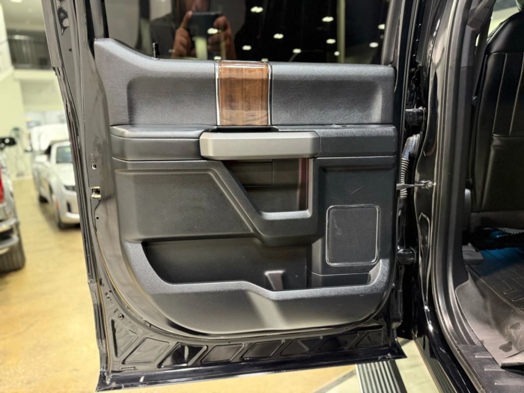 2017 Ford F-250 Image 39