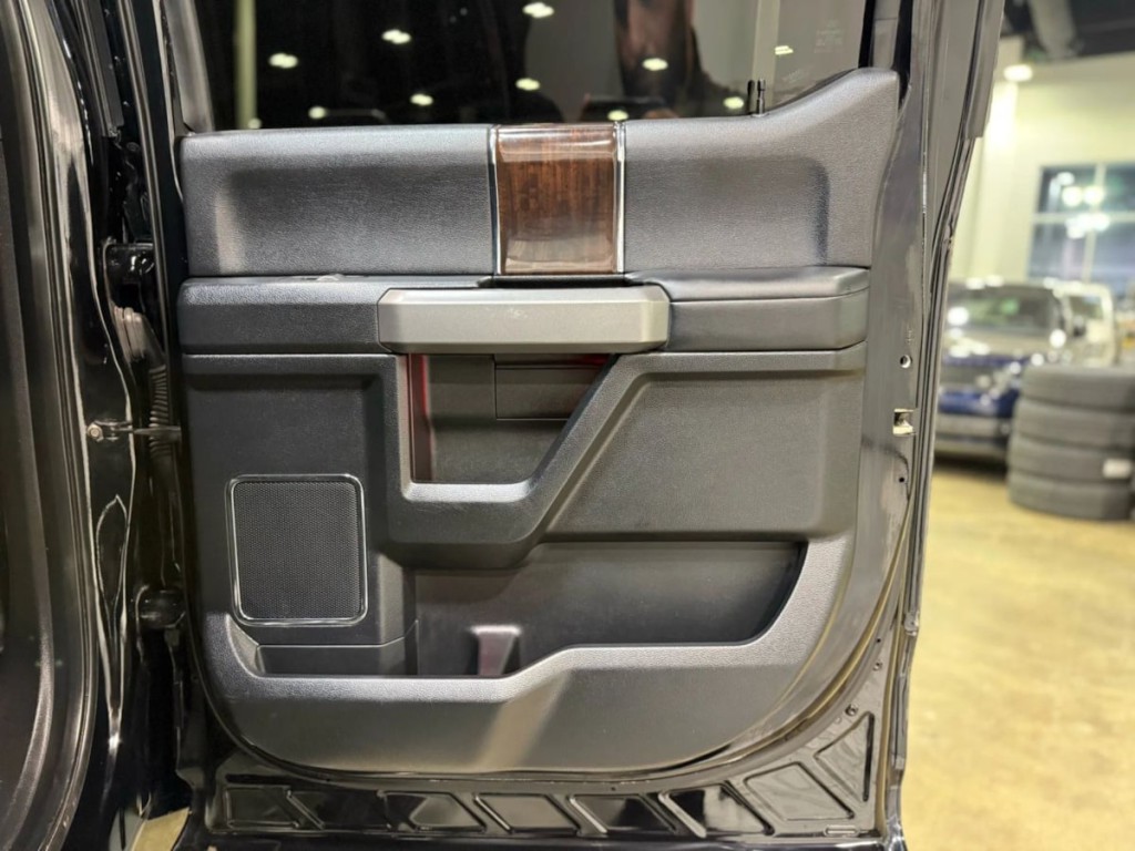 2017 Ford F-250 Image 44
