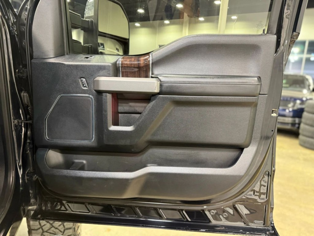 2017 Ford F-250 Image 47