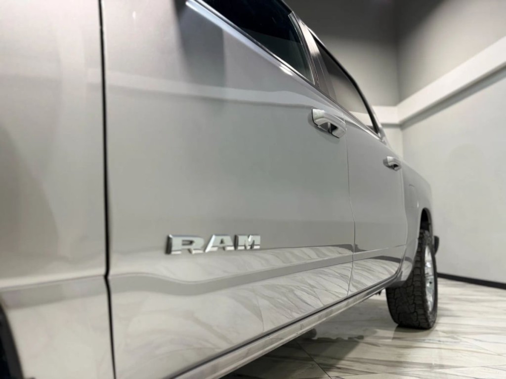 2022 RAM 1500 Image 9