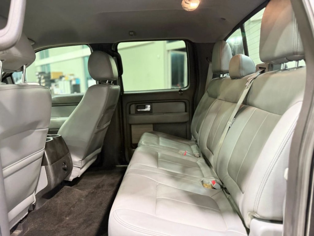 2014 Ford F-150 Image 24