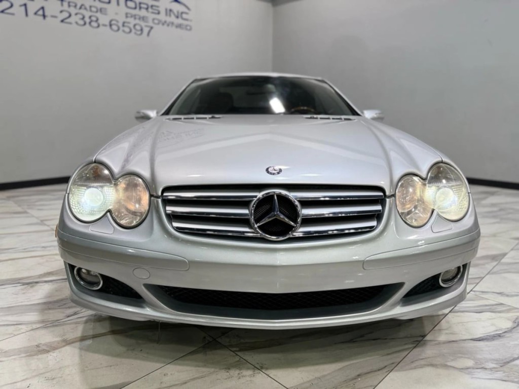 2008 Mercedes-Benz SL-Class Image 3