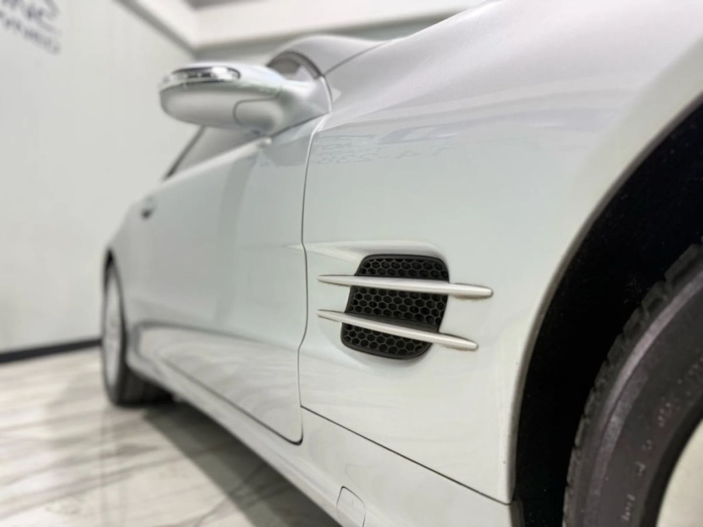 2008 Mercedes-Benz SL-Class Image 9