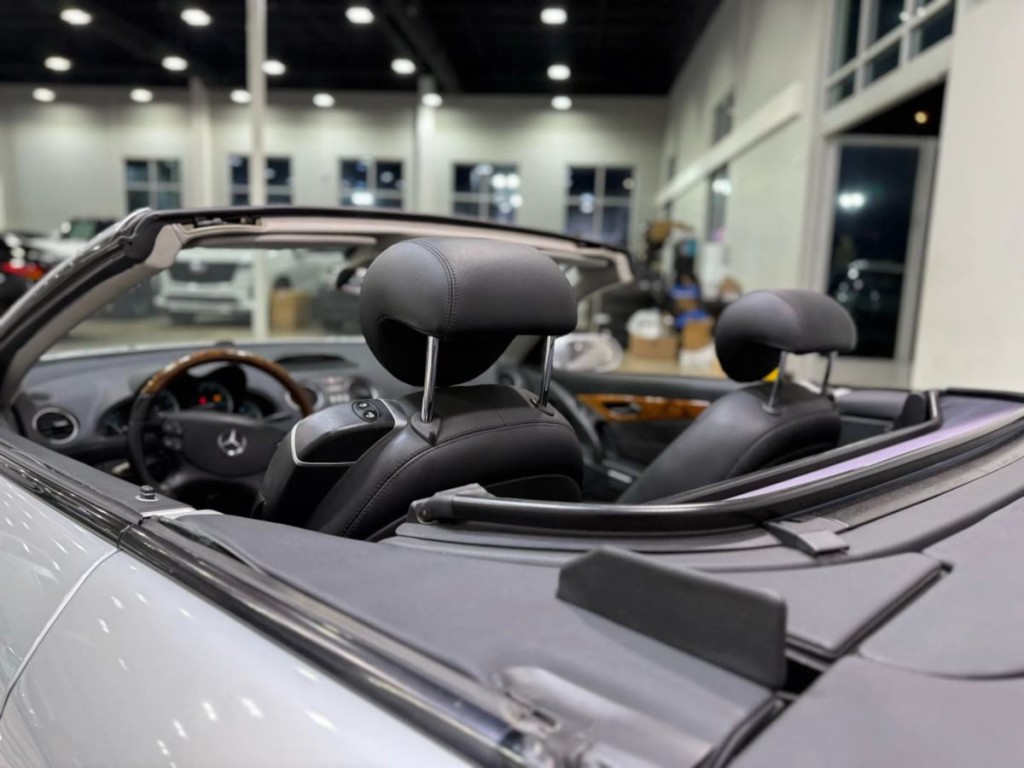 2008 Mercedes-Benz SL-Class Image 20